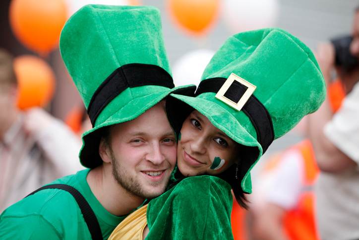 Happy couple portrait (Saint Patrick's Day)